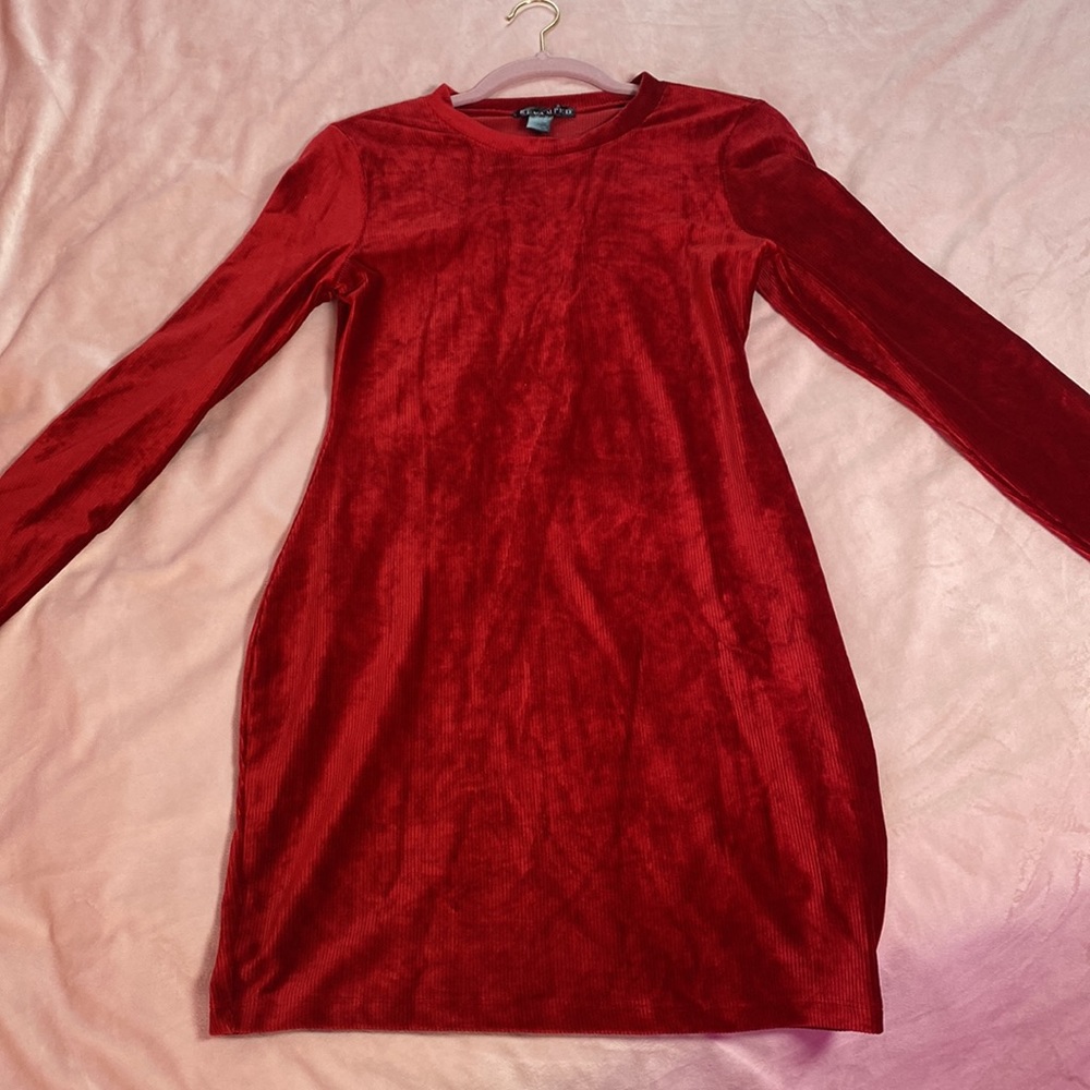 Brand new ribbed red dress